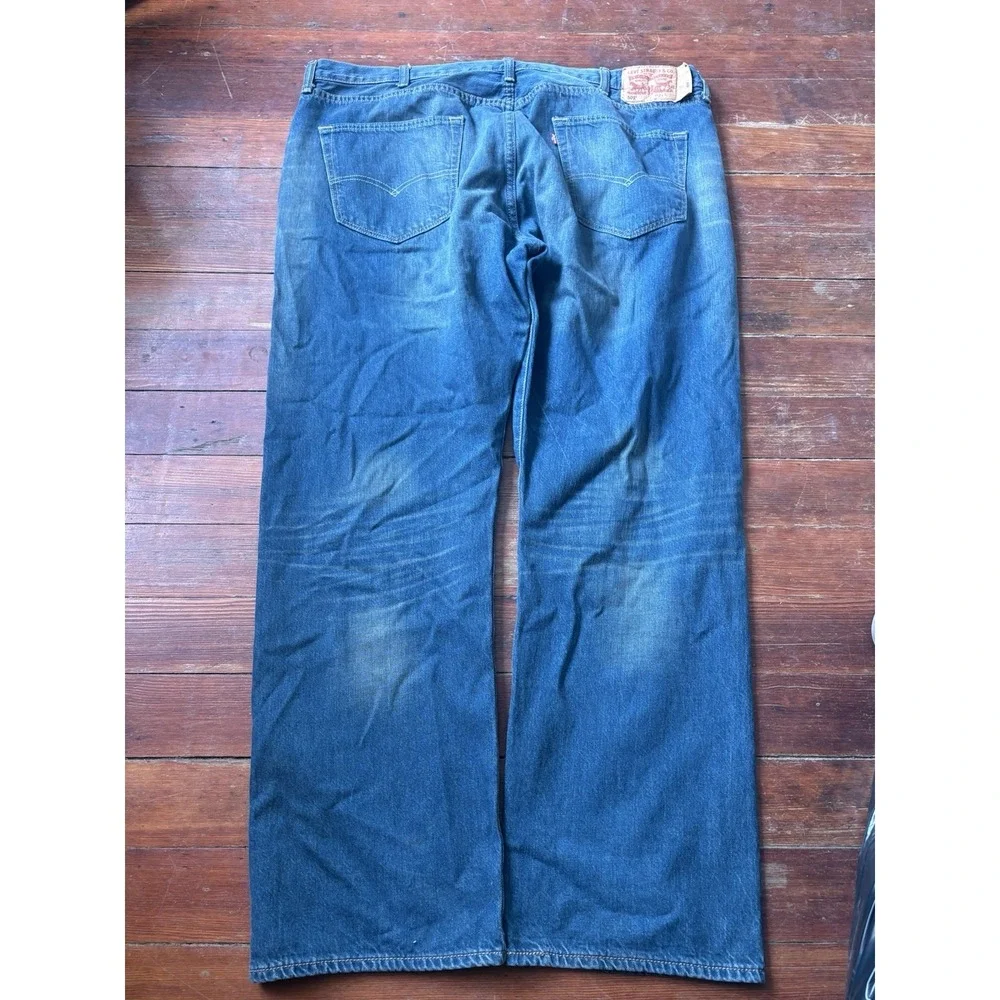 Levi's 501 Straight Fit Jeans Mens 44x32 Blue Denim Button Fly Classic Casual